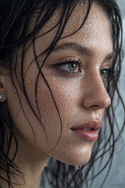 Intimate Wet Profile with Natural Glow