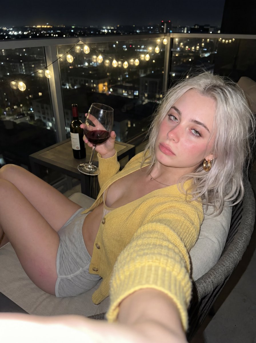 City Lights & Cozy Nights: The Perfect Balcony Vibe