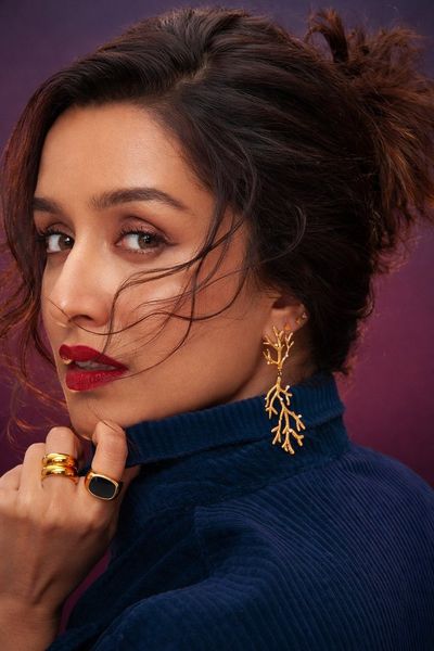 Elegance in Blue: Shraddha Kapoor's Captivating Portrait