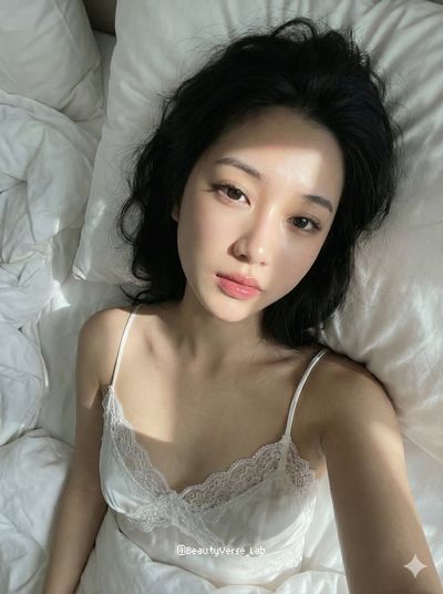 Morning Muse: A Cozy Encounter