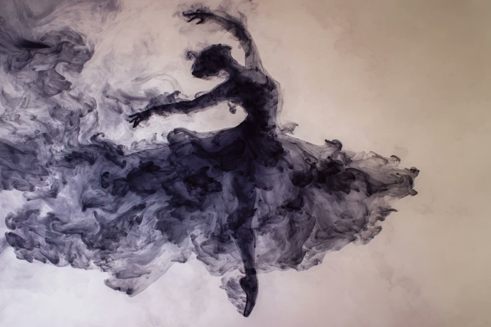 Liquid Plumes in Dreamy Motion