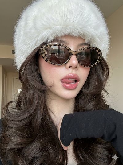 Bold Elegance in a Selfie Moment