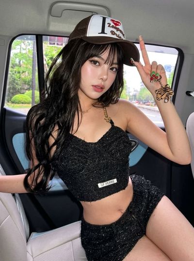 Glamour on the Go: A Hyper-Realistic Car Portrait