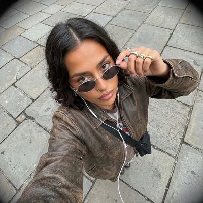 Urban Chic: A Confident Selfie Moment