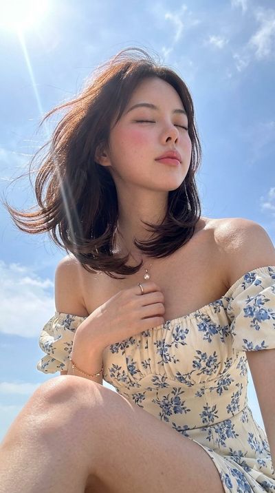 Radiant Summer Serenity in Hyper-Realism