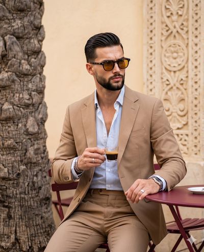 Effortless Elegance: A Modern Mediterranean Moment