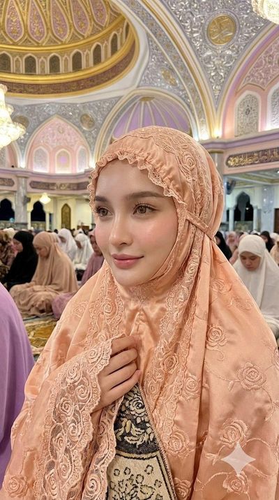 Grace in Prayer: A Serene Night at the Mosque