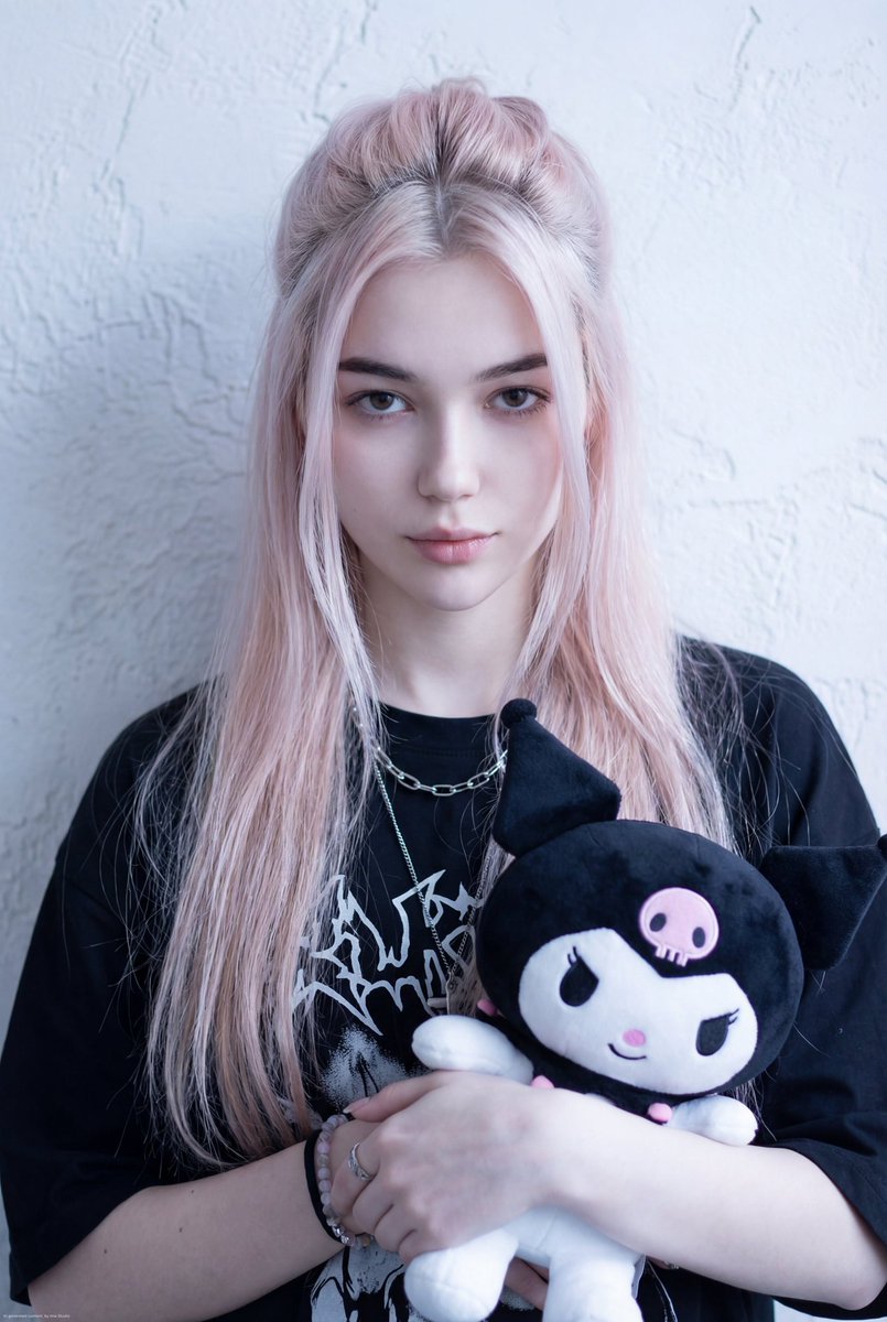 Chic Portrait of a Modern Influencer