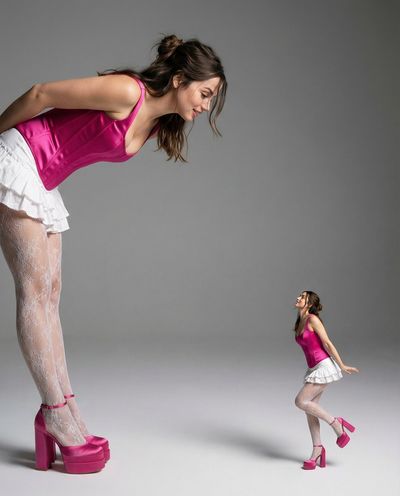 Giantess Glam: A Surreal Pin-Up Fantasy