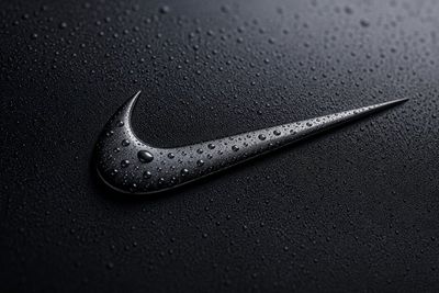 Capture Luxury: Ultra-Realistic Macro Renders of Iconic Logos