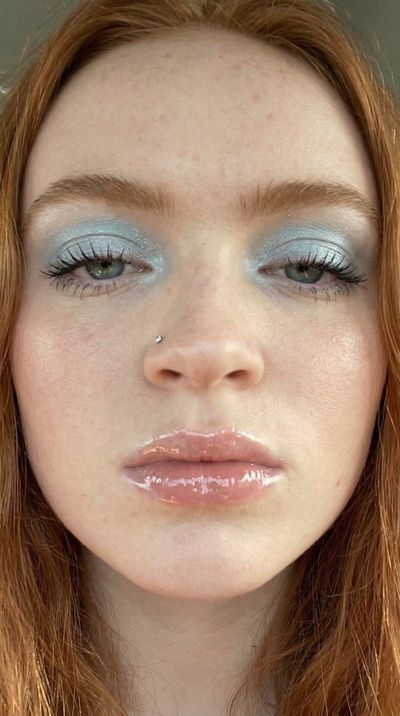 Y2K Showdown: Sydney Sweeney vs Sadie Sink
