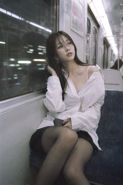 The Quiet Hour: A Late-Night Train Snapshot