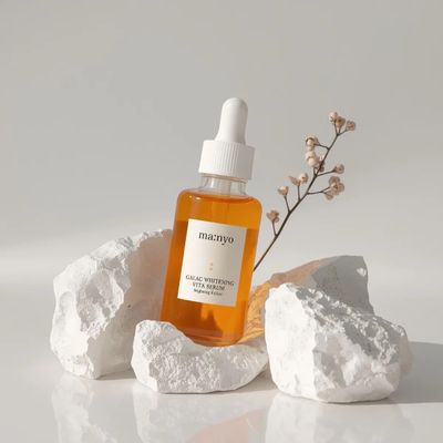 Luxurious Minimalism: Skincare in 8K