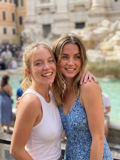 Sunny Smiles in Rome: A Joyful Reunion