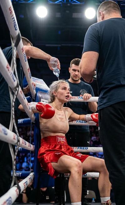 The Heart of the Ring: A Boxer's Resilience