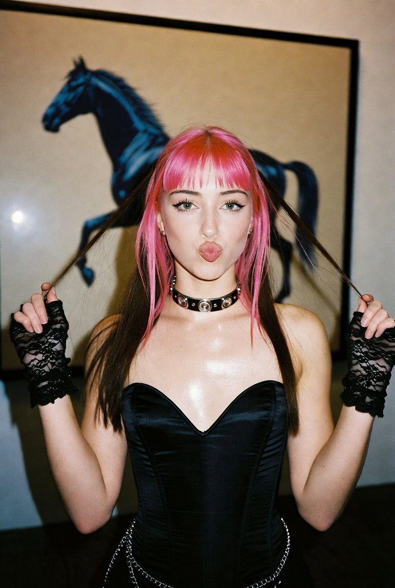 Playful Glam: A Y2K Vibe in a Modern Gallery