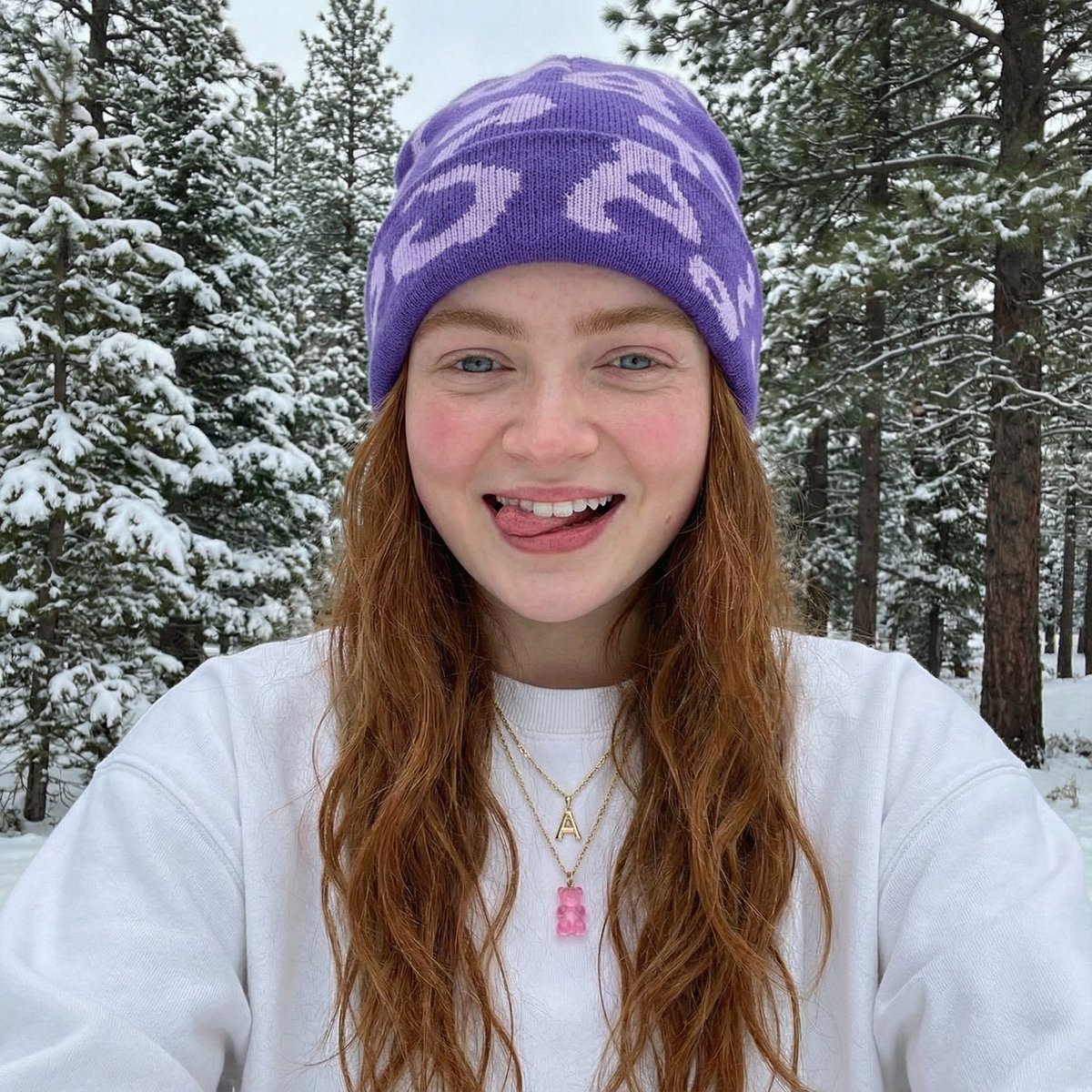Chic Winter Vibes in a Snowy Wonderland