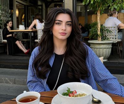 Effortless Elegance at a Café