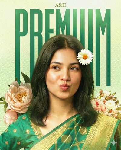 Vintage Elegance: Green Textured Poster with Playful Saree Woman