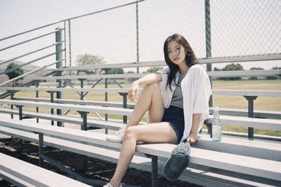 Summer Solitude: A Korean Idol's Quiet Moment
