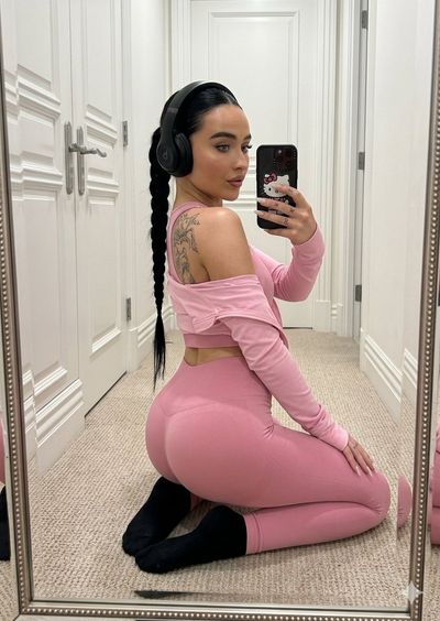Mirror Selfie in Pink Activewear