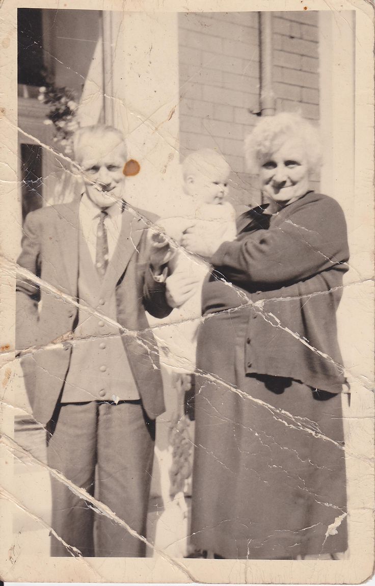 Reviving the Past: Vintage Photo Restoration