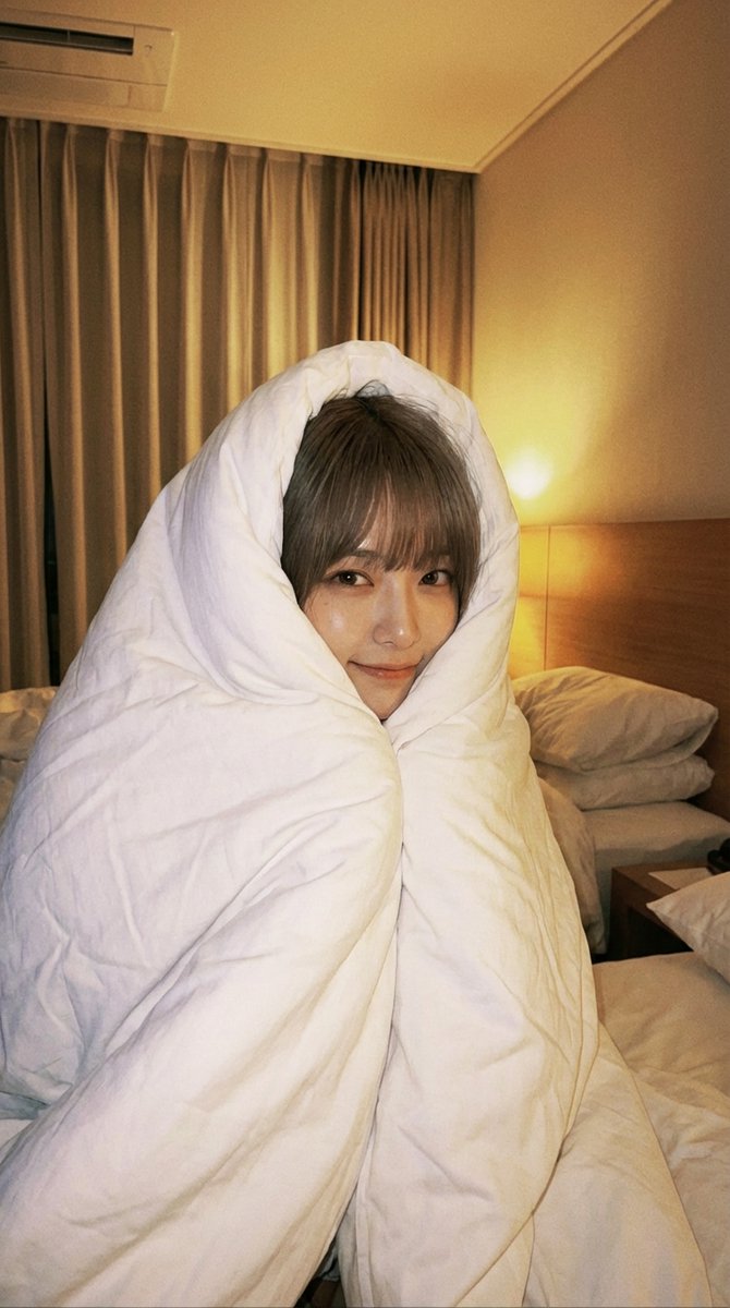 Wrapped in Comfort: Hotel Blanket Bliss