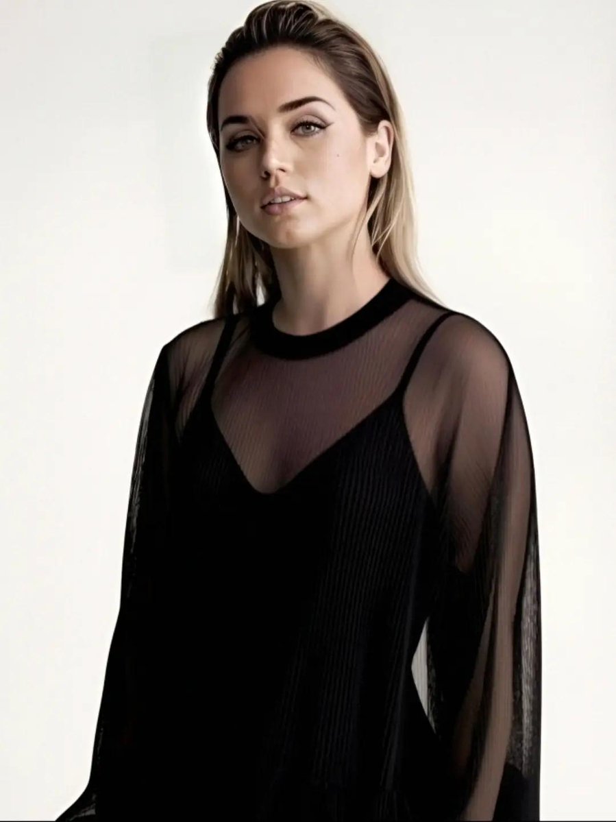 Effortless Elegance: Ana de Armas-Inspired Look