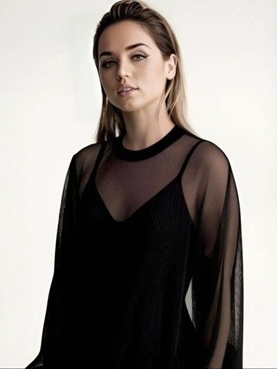 Effortless Elegance: Ana de Armas-Inspired Look