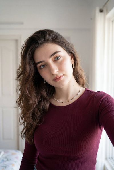 Effortless Elegance: Indoor Selfie in Soft Daylight