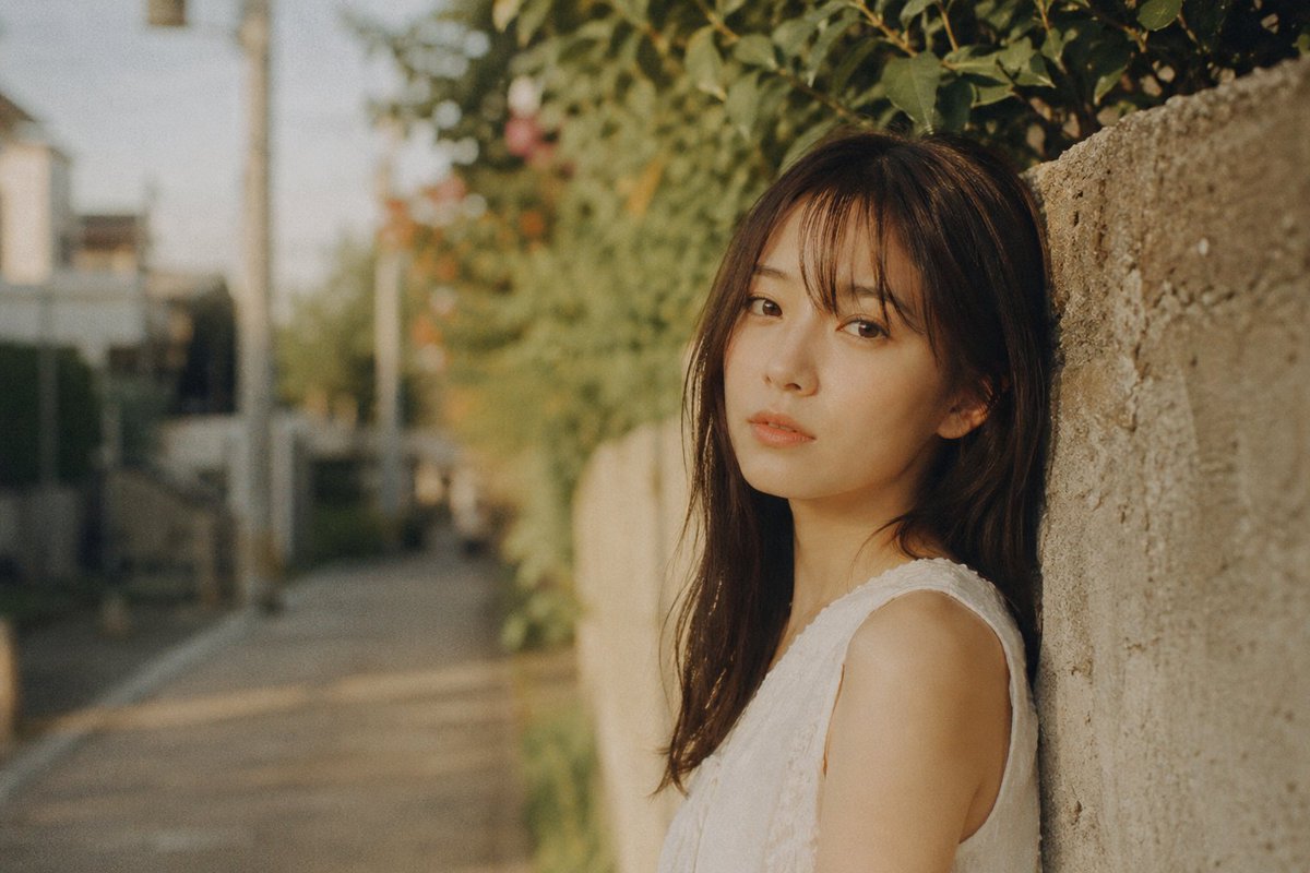 Captured Calm: A Nostalgic Portrait in Warm Tones