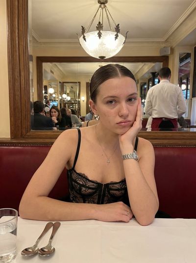 Chilled Bistro Moments