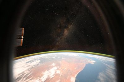 Galactic Vista from Crew Dragon Freedom