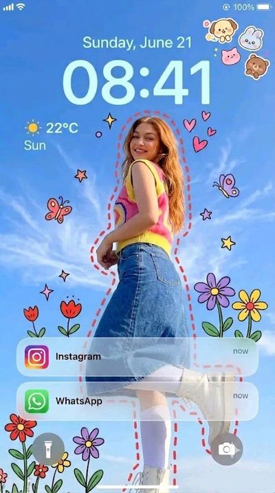 Gigi Hadid smiles over shoulder in playful lock screen scene