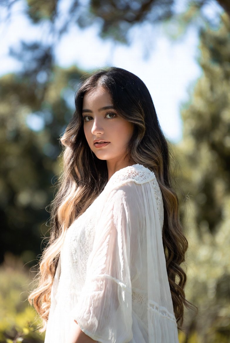 Golden Hour in Hollywood: A Cinematic Portrait